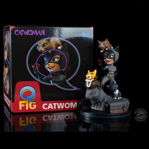 QMx DC Comics Catwoman Q-Fig Elite PVC Diorama